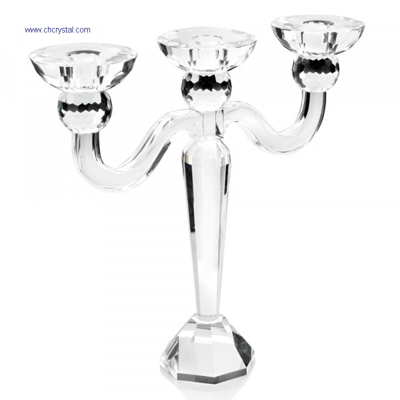 3 arms crystal candelabra