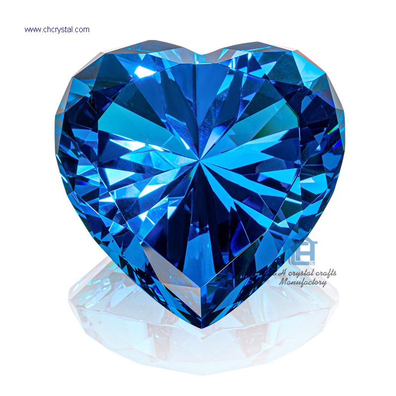 crystal heart-shpaed diamond