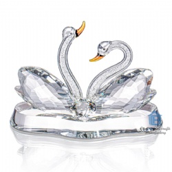 crystal couple swans